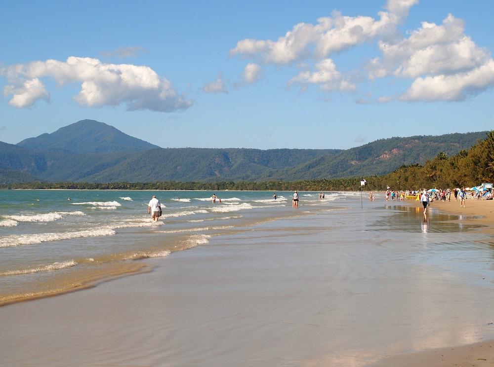 Coral Sea Villas Port Douglas Exterior photo